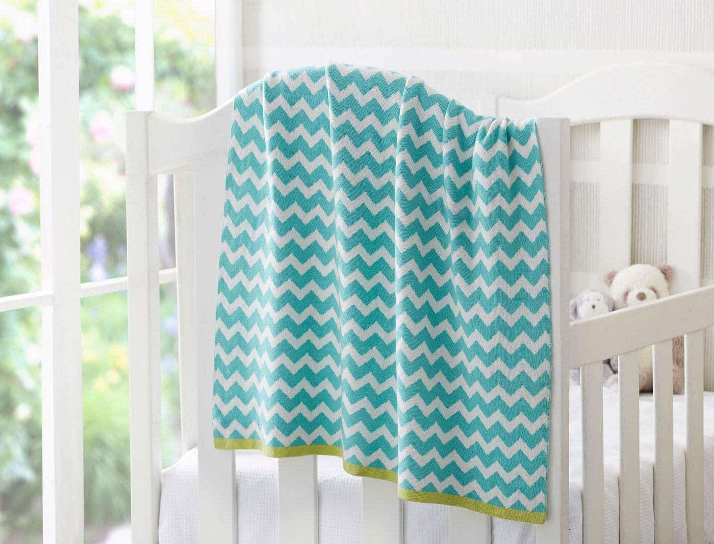 Chevron Knitted Blanket