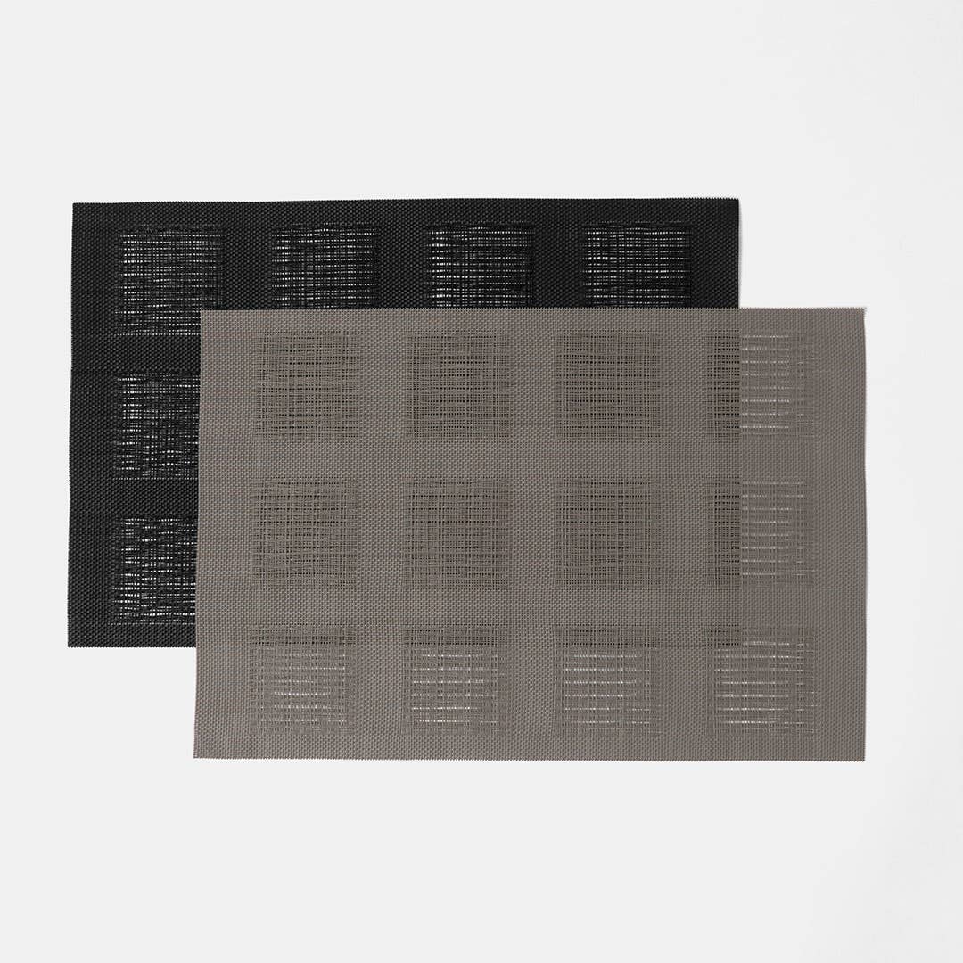 Checkers Open Check Placemat - Charcoal